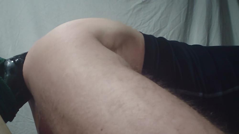 6P Huge black dildo