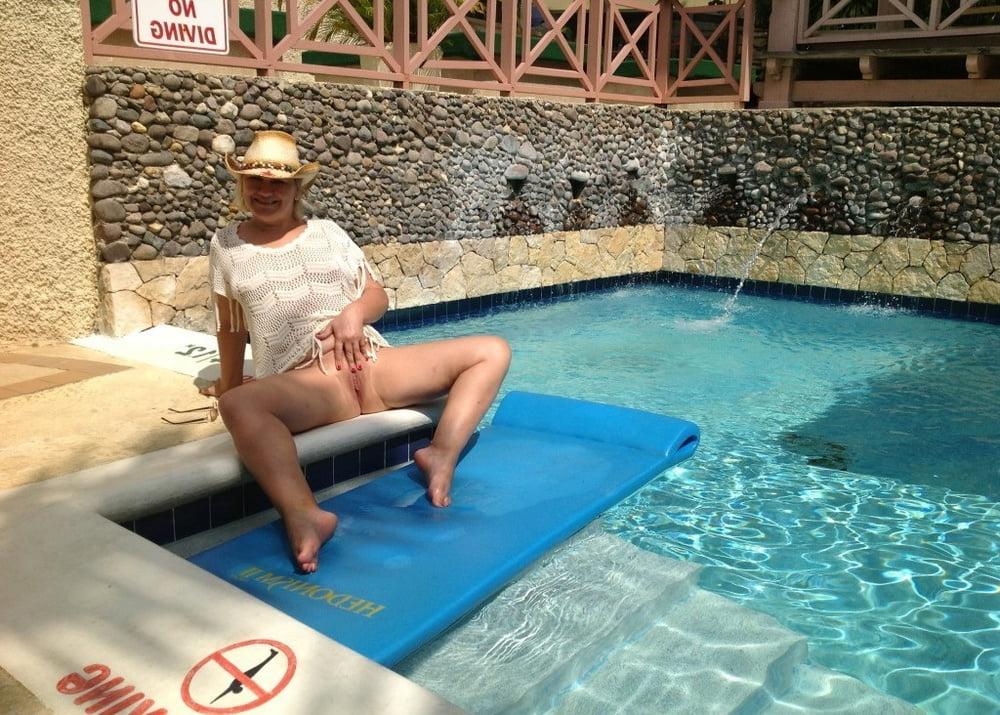 25P Nice 1649 (milfs)