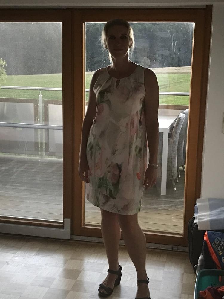 25P 147 hot milf