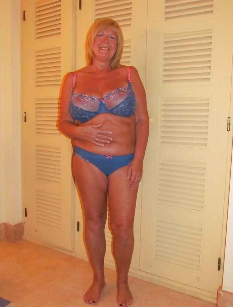 25P The Milf Mature and Gilfs Collection 124