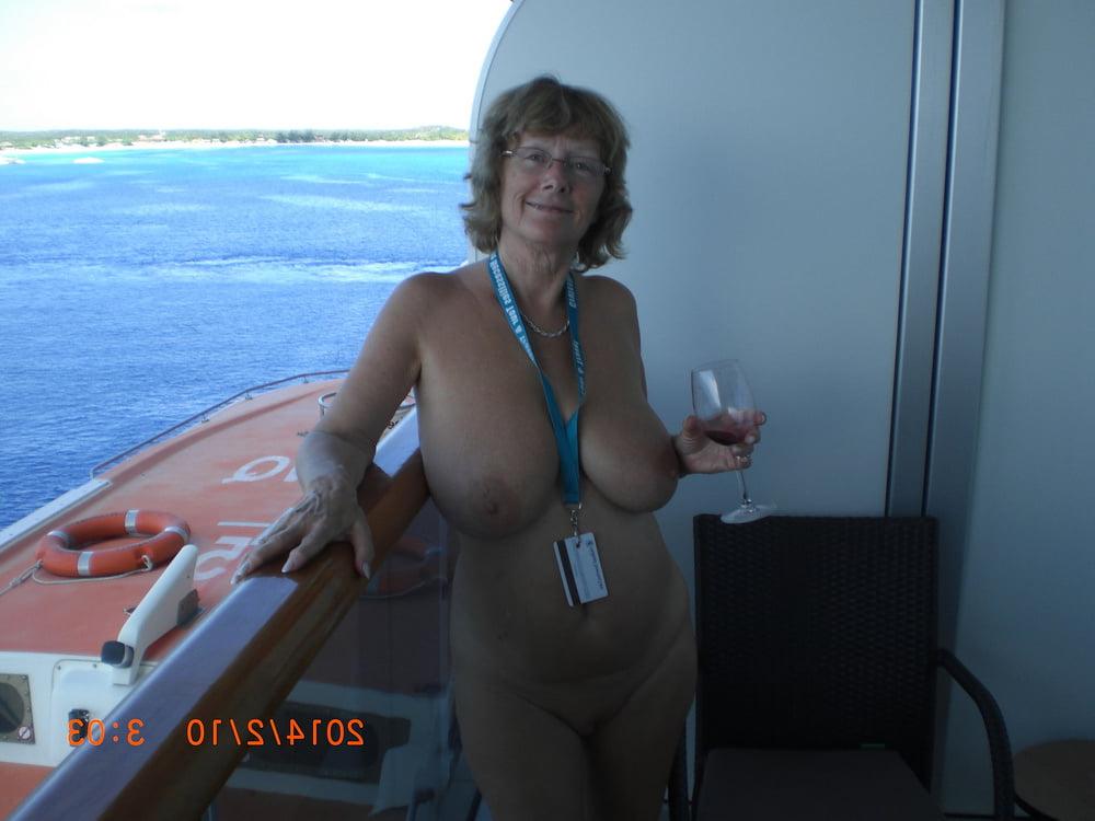 25P The Milf Mature and Gilfs Collection 180