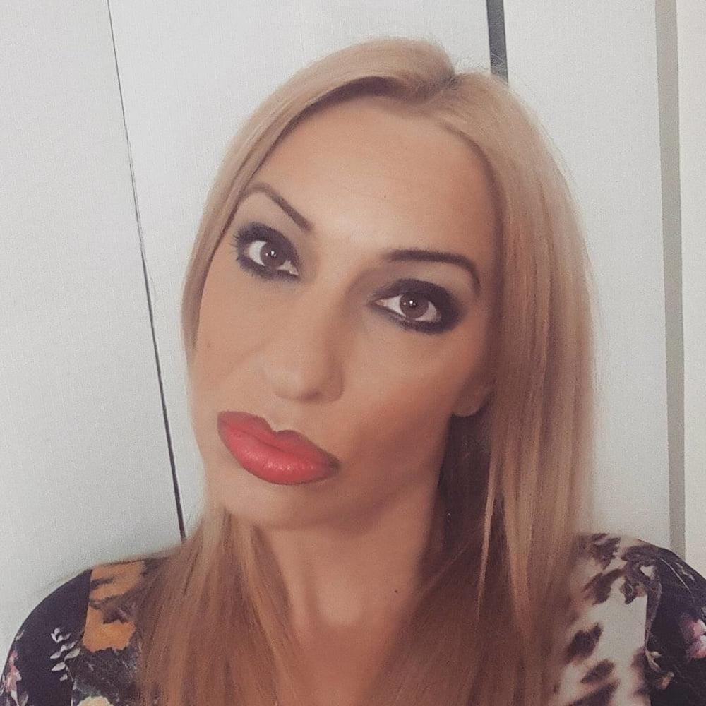 25P Serbian MILFs and Matures vol.131
