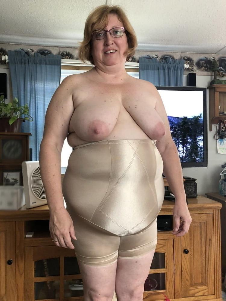25P The Milf Mature and Gilfs Collection 196