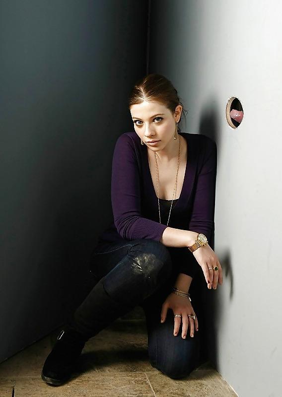 5P Michelle Trachtenberg - Glory Hole