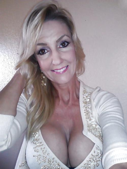 24P Die MILF Mature and Gilfs Collection 141