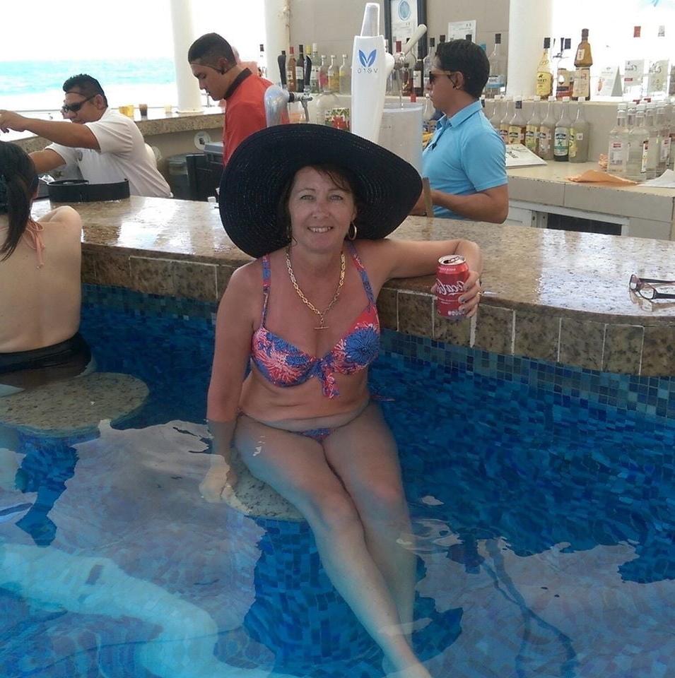 25P MILF Wives - Bikinis - 16
