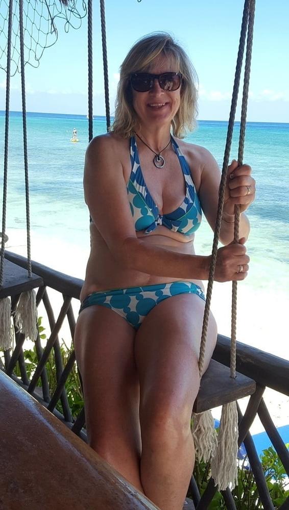 25P MILF Wives - Bikinis - 16