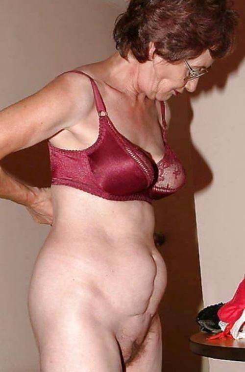 25P The Milf Mature and Gilfs Collection 148