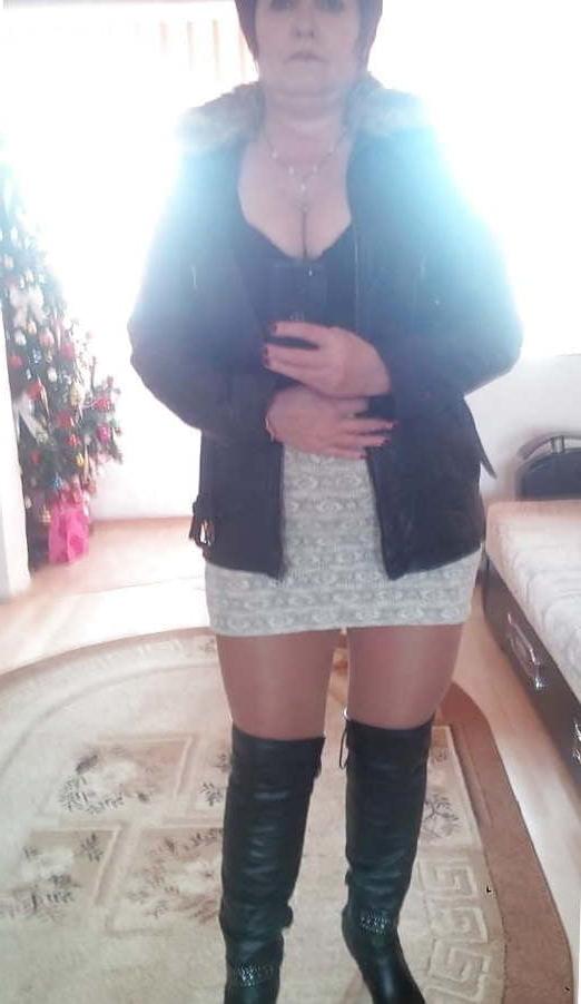25P The Milf Mature and Gilfs Collection 130
