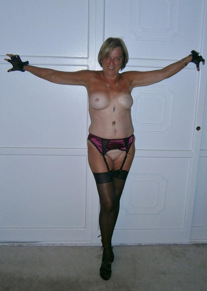 25P The Milf Mature and Gilfs Collection 49