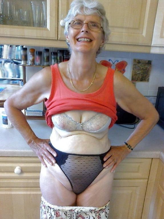 25P The Milf Mature and Gilfs Collection 150