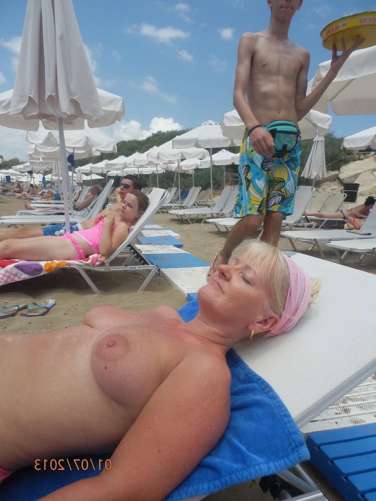 25P The Milf Mature and Gilfs Collection 11