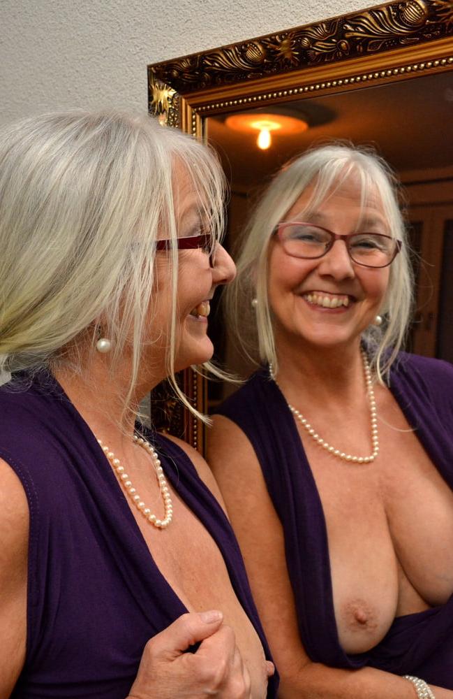 20P MILF mature femme d'experience 39