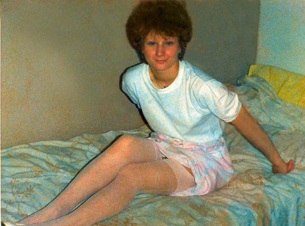 25P UK MILF early 1990's