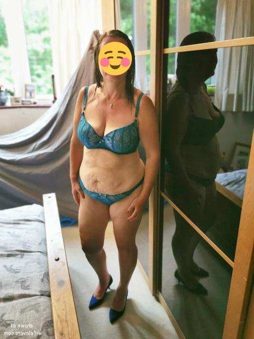 25P Amateur Wives - 5