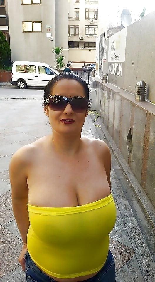 25P Schöne und vollbusige MILFs 12