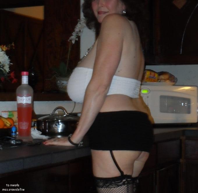 25P Amateur Wives - 7