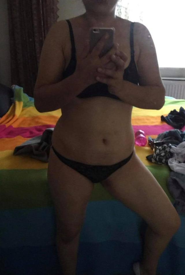 25P Turkish  Married Milf