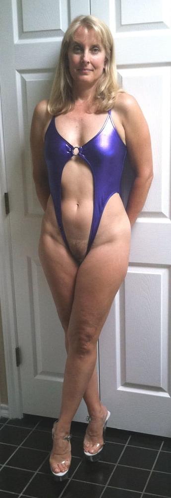 25P Beautiful MILFs 5