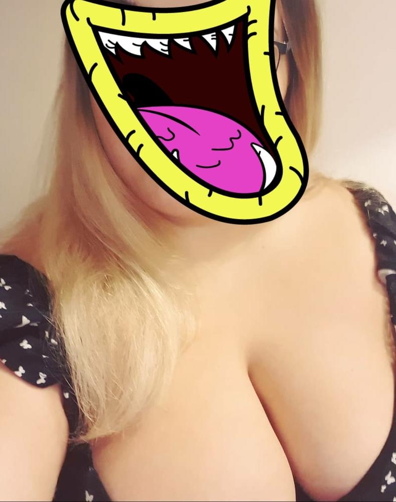 8P MILF