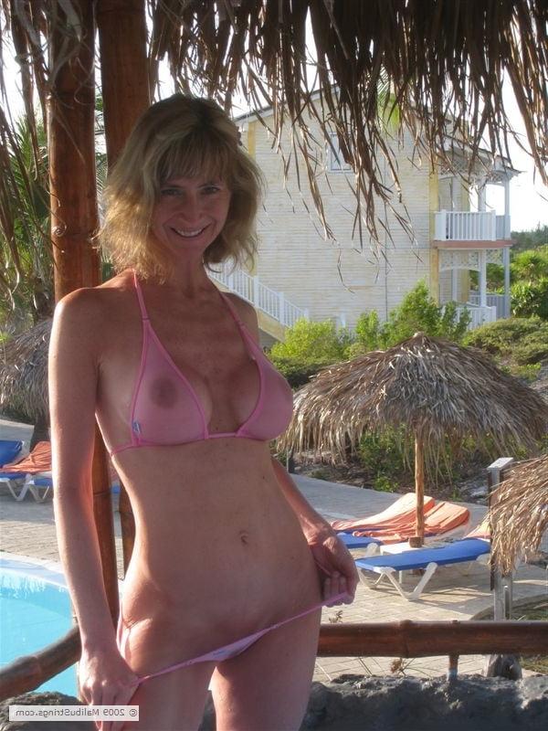 24P Amateru MILF 2