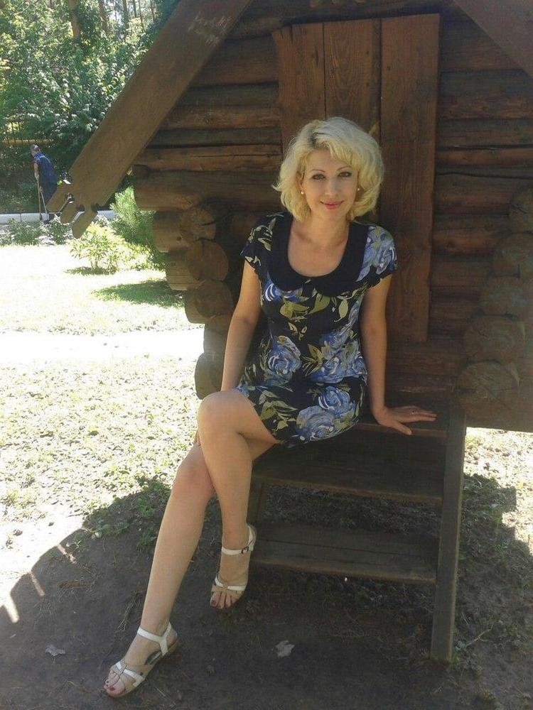 10P Russian Milf Sluts. Russische Milf Schlampen 35