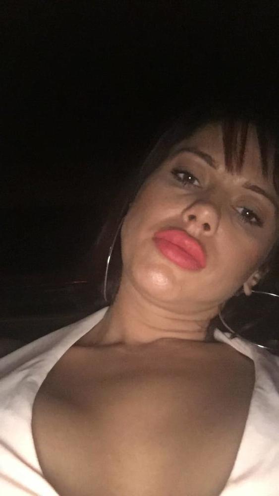 25P 29 years old Lebanese milf
