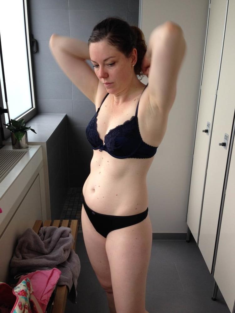 25P Sexy milf
