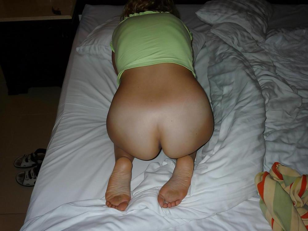 25P BLONDE AMATEUR TEEN HOTTIE