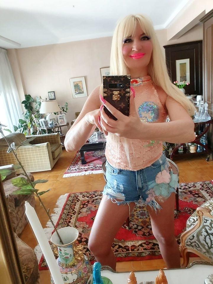 25P Greek Slutty MILF from Social Media : M.X. vol3