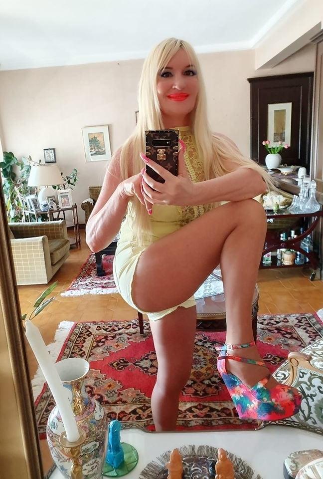 25P Greek Slutty MILF from Social Media : M.X. vol3