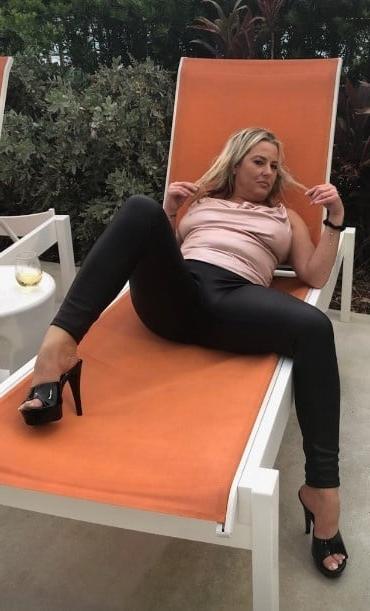 11P Milf
