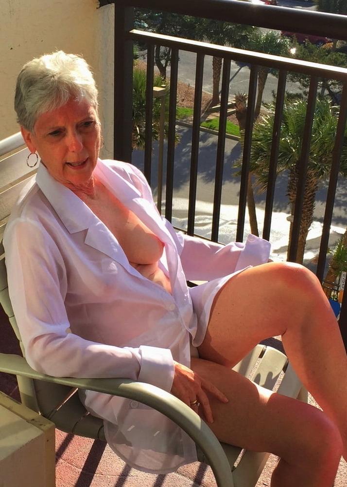 25P MILF Wives 107