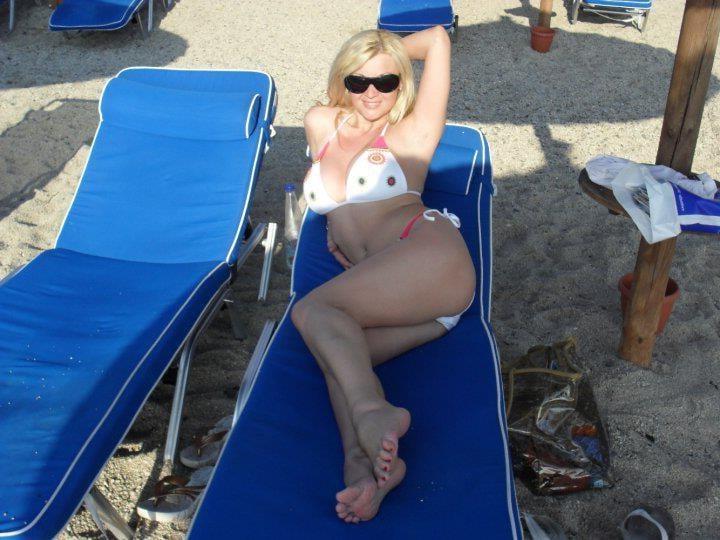 25P Hot blonde milfs ultra-fuckable sh#tter (no nudity)