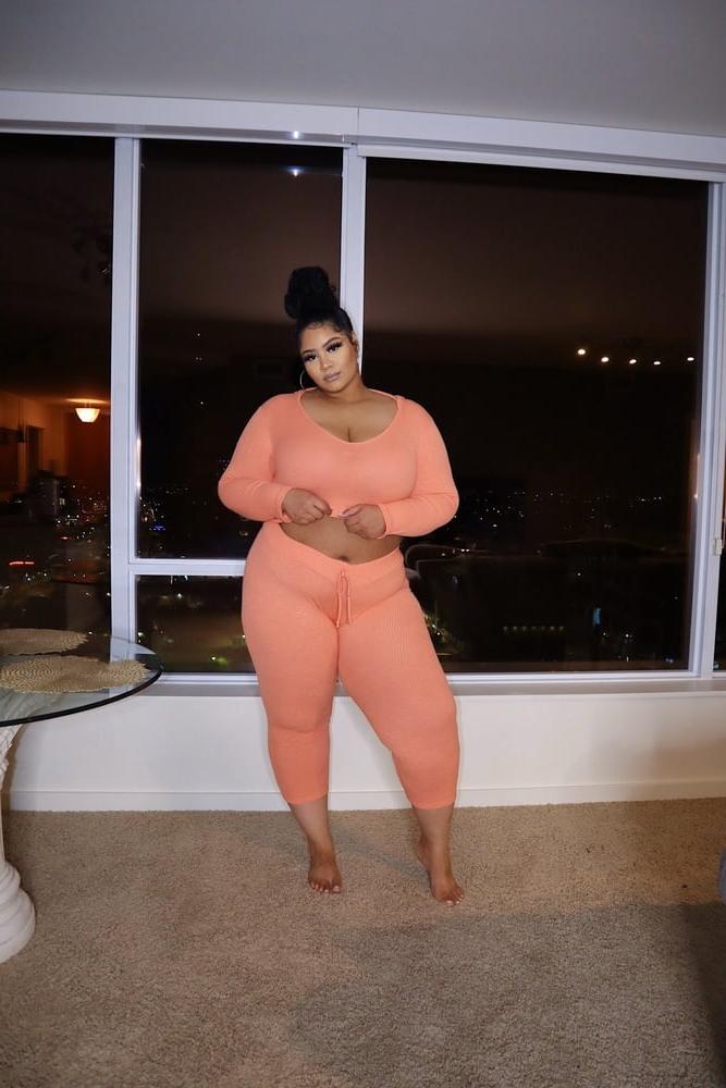 14P Black BBW Vol 79