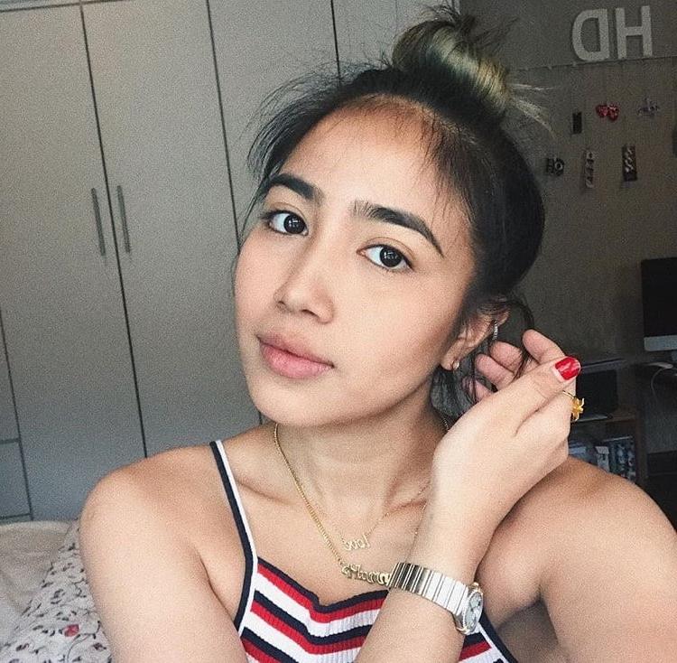 25P Hot Indonesian Girl 6