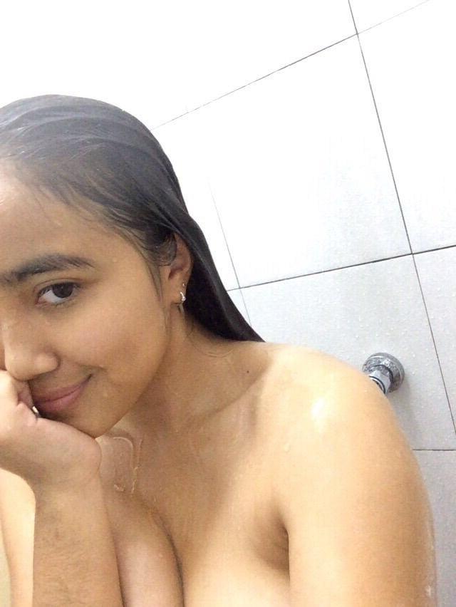 25P Hot Indonesian Girl 6