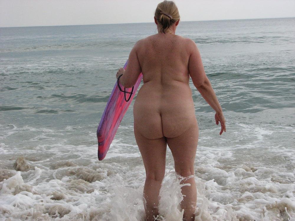 25P 26.Chubby wife in NE England, Dalen