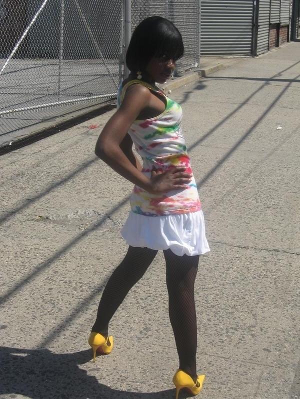 25P ebony hotties in pantyhose 2