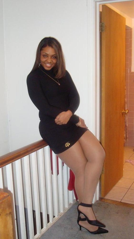25P ebony hotties in pantyhose 2