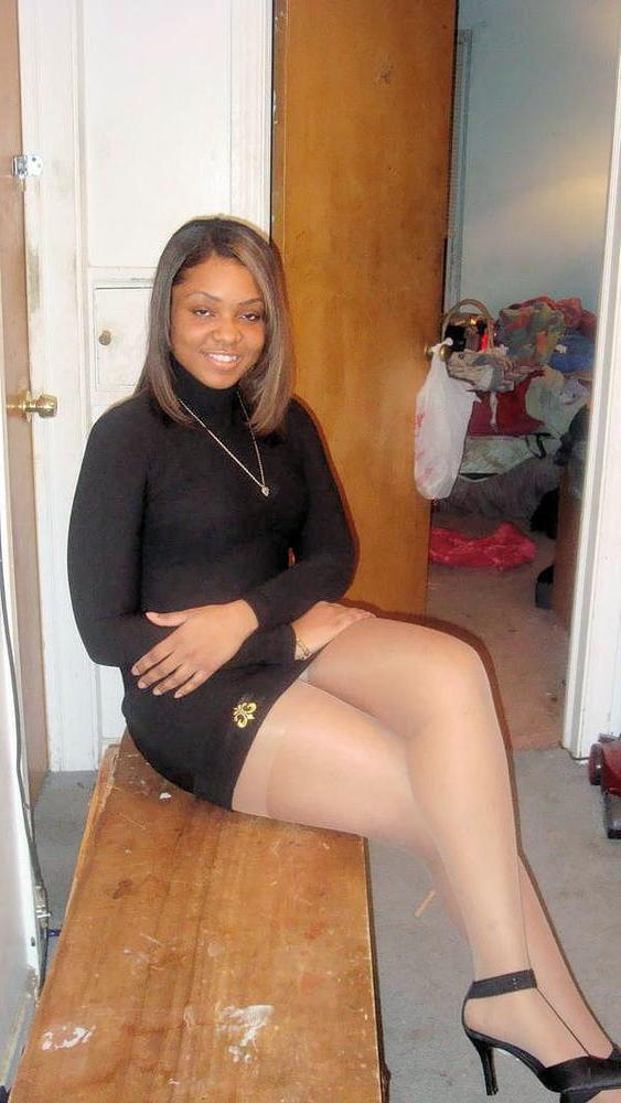 25P ebony hotties in pantyhose 2
