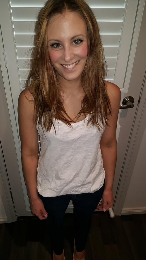 25P Anyone know this 33 year old Aussie slut wife?