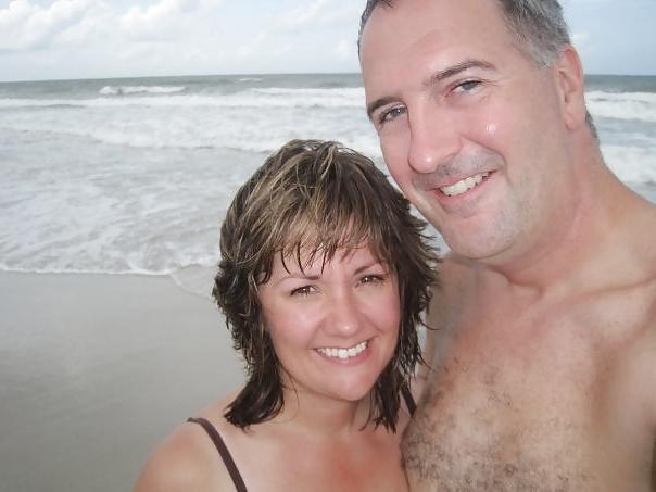 25P MILF posing for her husband on honeymoon.