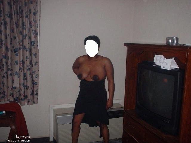 18P Ebony amateur pics from around the web 11