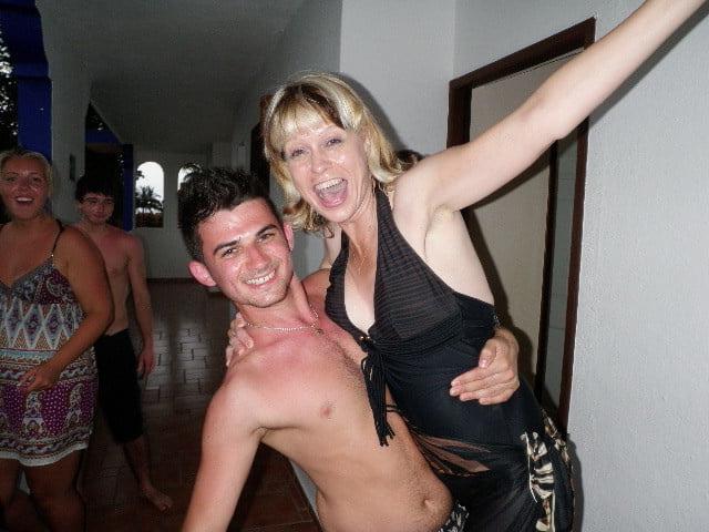 25P 26.Canadian wife and hubby