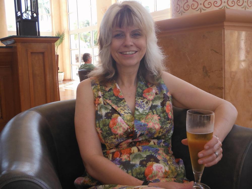 25P 26.Canadian wife and hubby