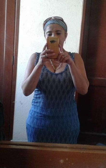 25P Mi tia culona y tetona 2 - Cougar mom with Big ass and tits