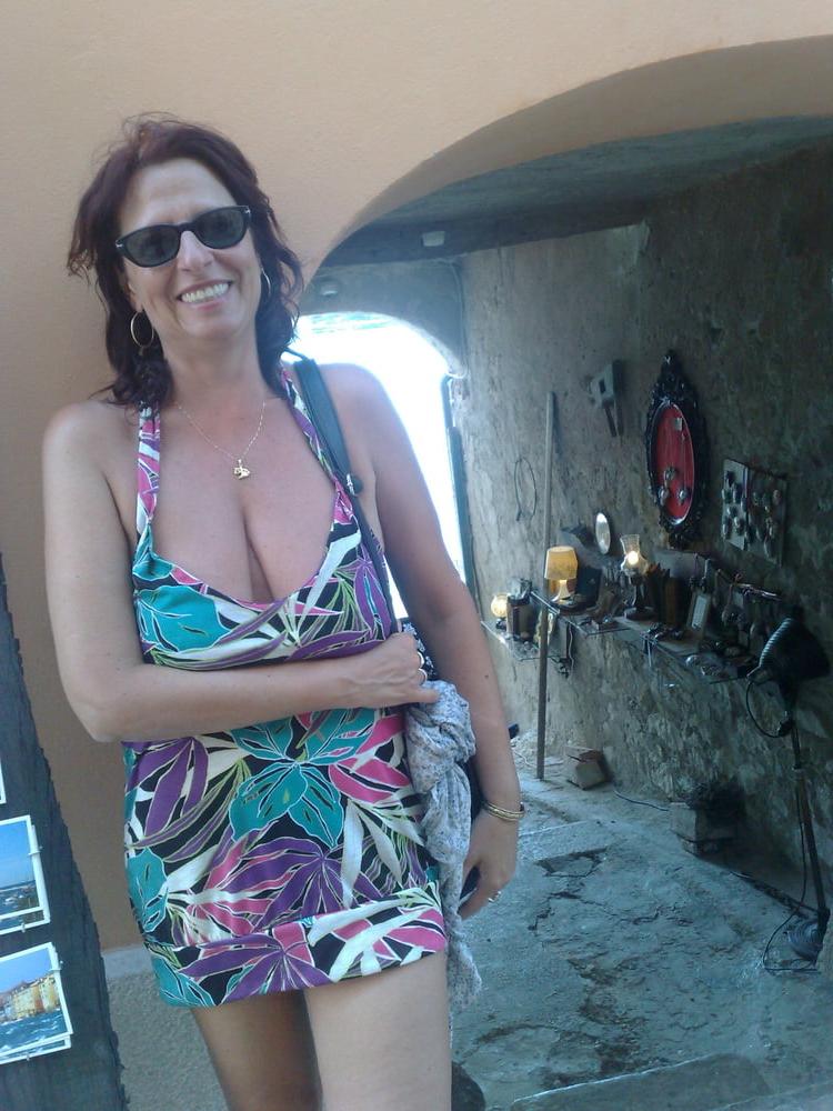 25P 26. Italian wife exposed by hubby