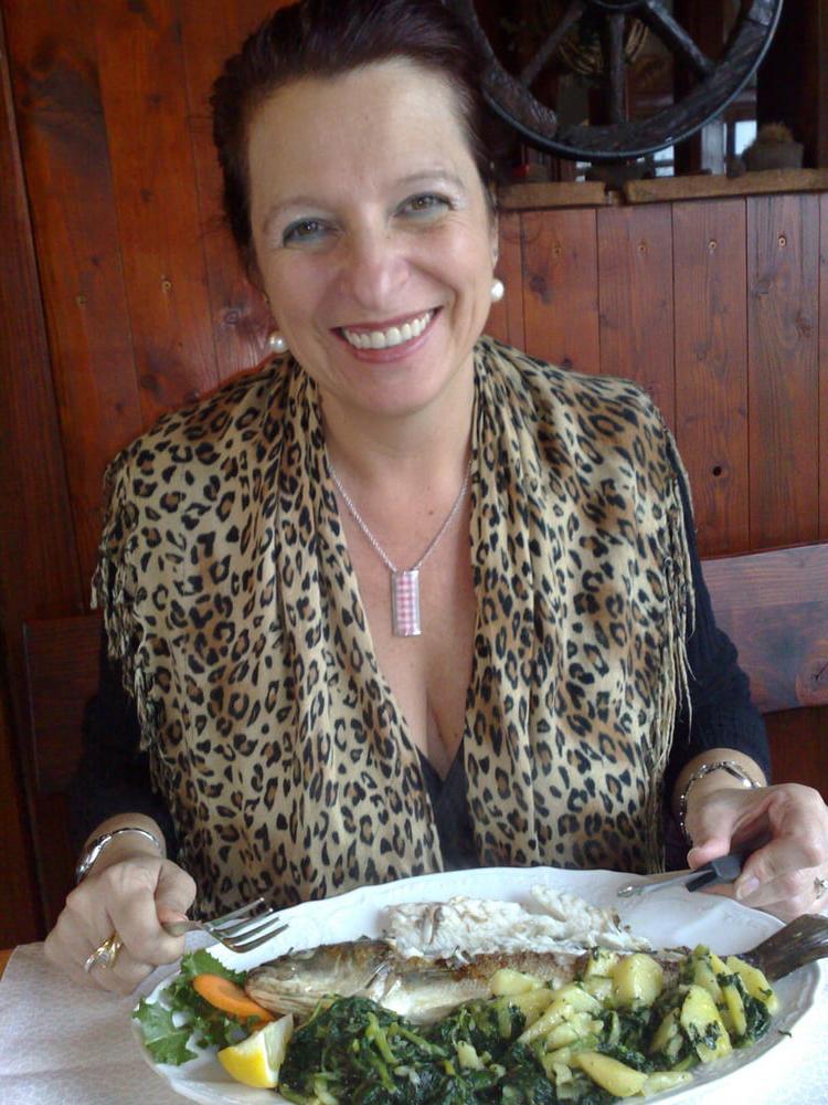 25P 26. Italian wife exposed by hubby