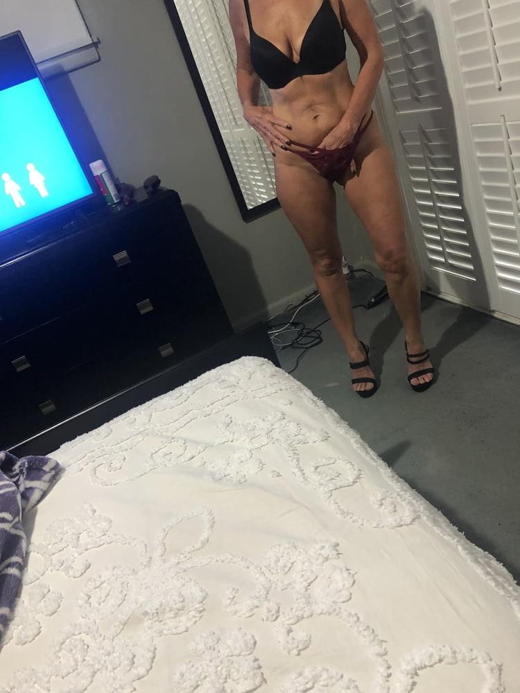 25P My Sexy Wife